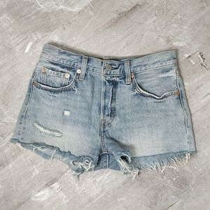Levi's 501 light denim shorts 26